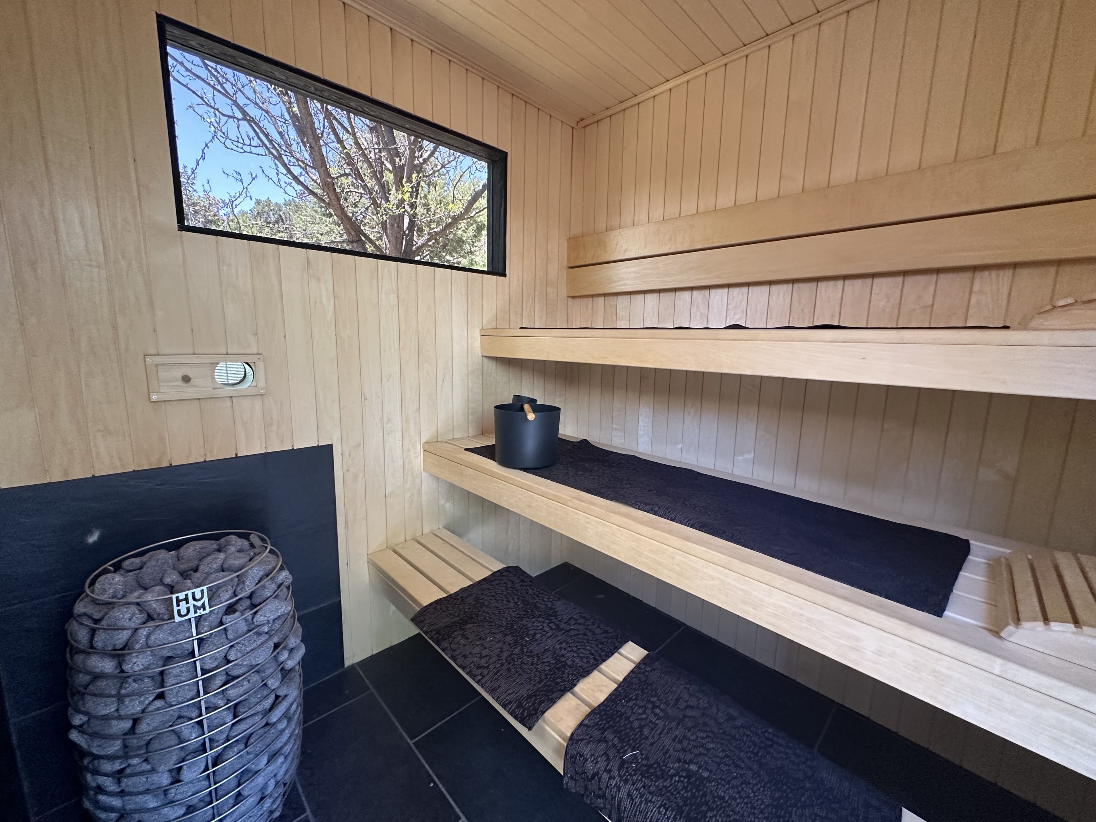 Liv outdoor garden sauna interior